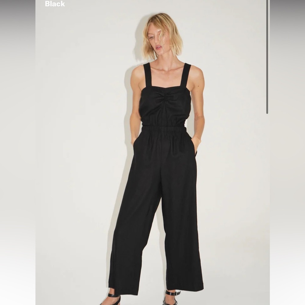 NWOT LNA La Rosa Linen Jumpsuit